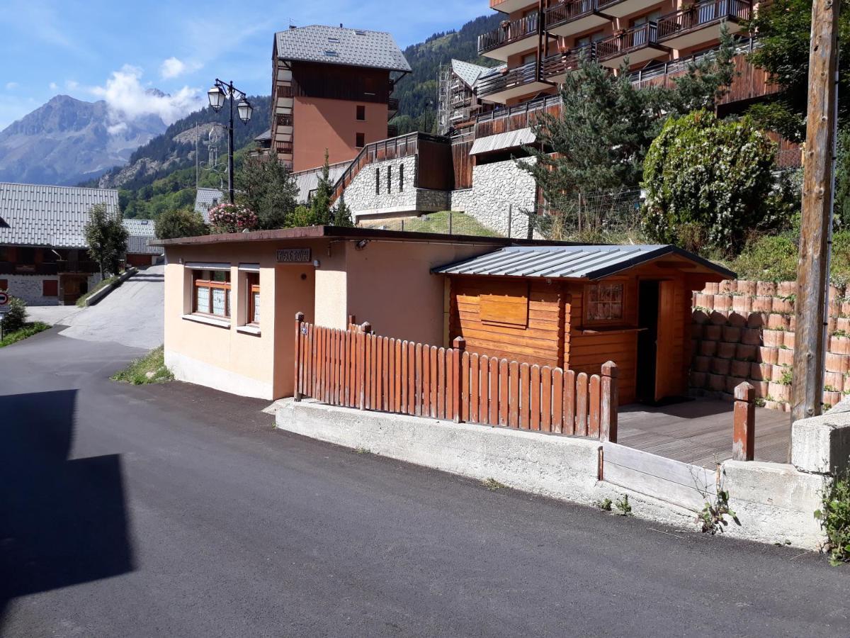 L'Aigle Royal Apartment Вожани Екстериор снимка