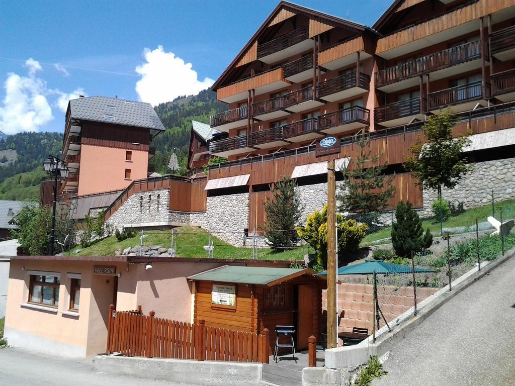 L'Aigle Royal Apartment Вожани Екстериор снимка