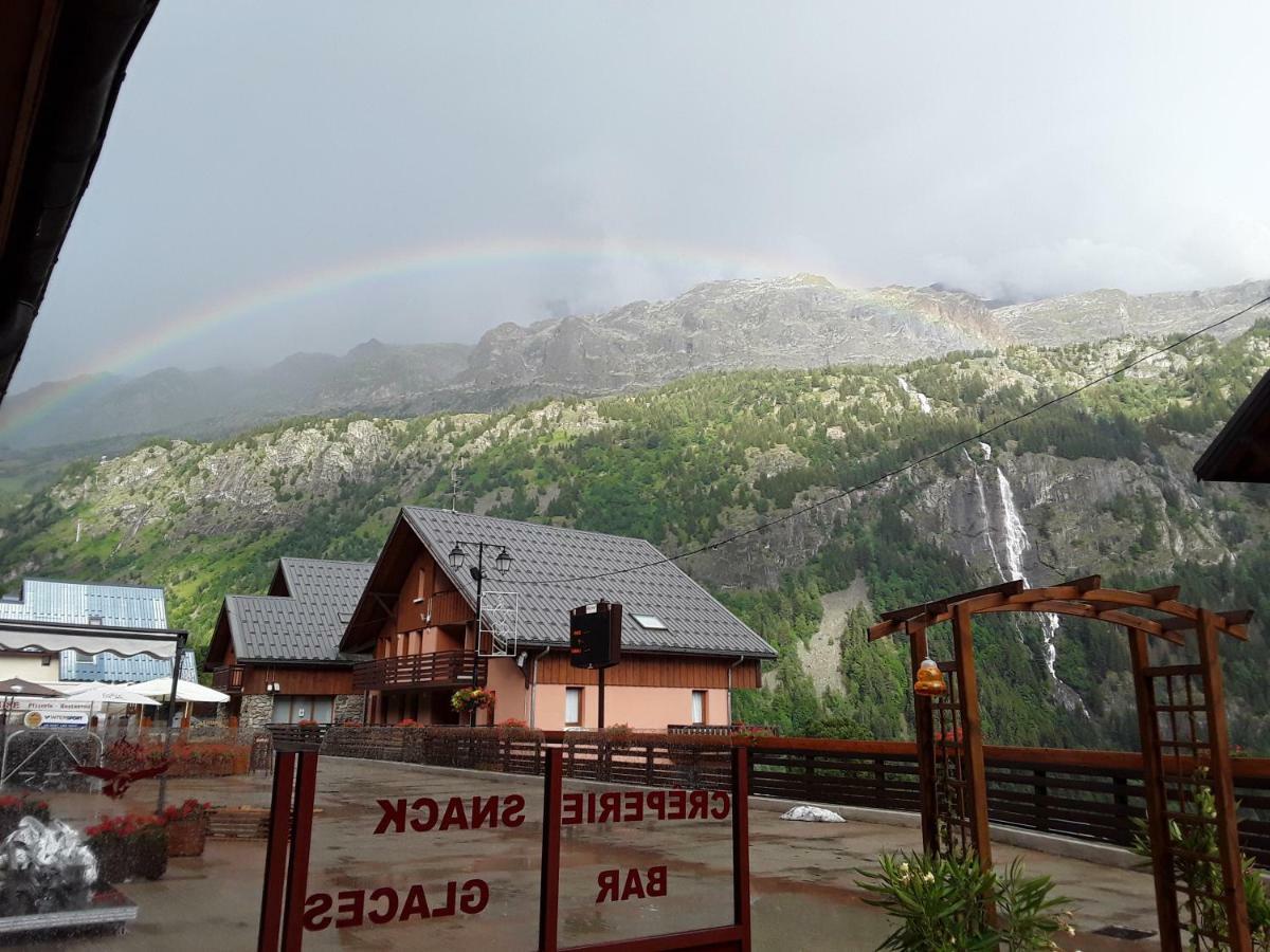 L'Aigle Royal Apartment Вожани Екстериор снимка